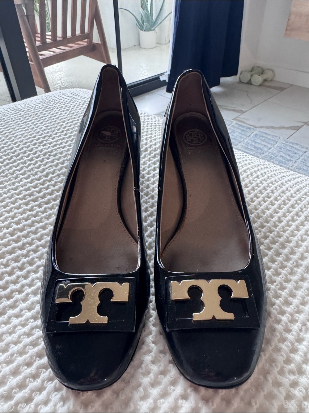 Tory Burch Black Patent Logo-Embellished Flats